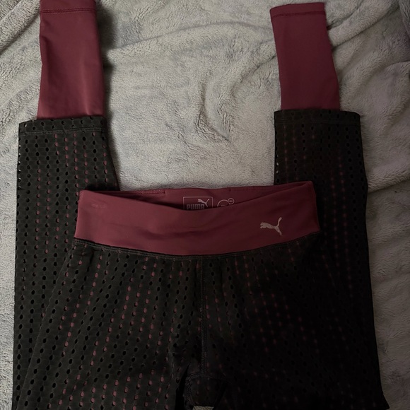 Puma Black and Burgundy workout bottoms - Picture 2 of 6